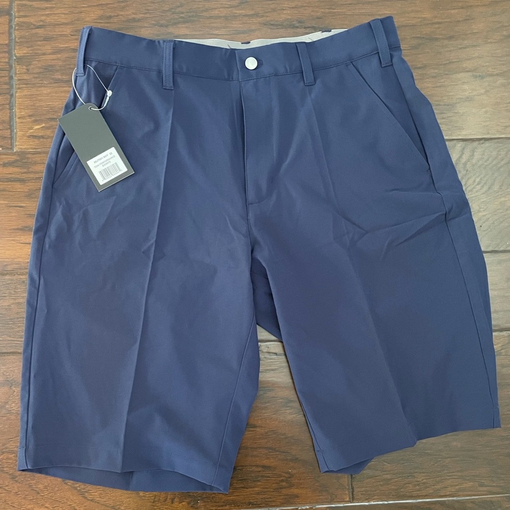 TGW Men’s Flat Front Stretch Waist Performance Golf Shorts